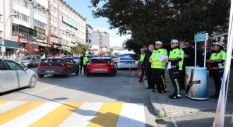 Emniyetten  'Önce Yaya' uygulaması
